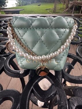 Quilted Mint Pearl-Handle Miniature Crossbody Bag - Unknown Brand